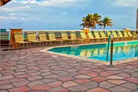 Hollywood Beach Tower - 0