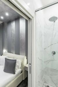 Bella Napoli Suites - 77