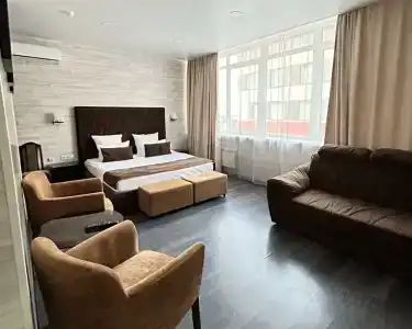 Red Fox na Vzlotnoy 2e - 24