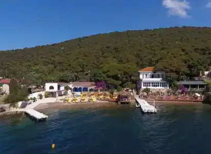 Loca'ada Büyükada - 0