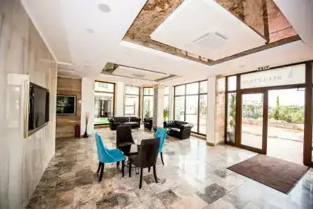 Burgas Beach Resort Apartments - 20