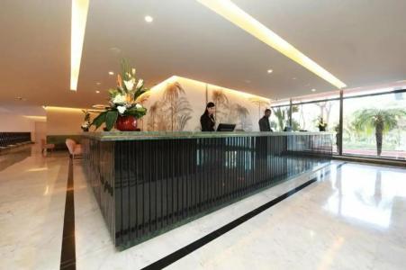 Kenzi Rose Garden - 31