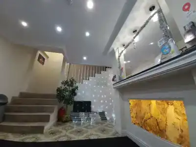 Democrat on Fontanka 104 2K - 18