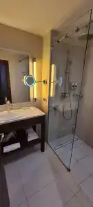 Four Points by Sheraton - 33