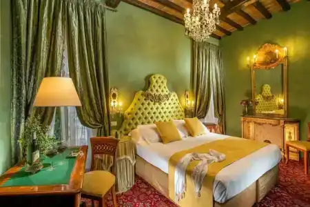 Boutique Campo de' Fiori - 85