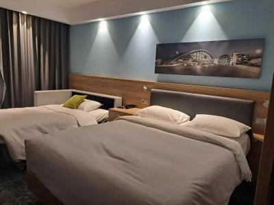 Hampton By Hilton Lublin - 14