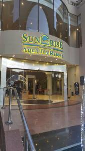 Sunrise Aqua Joy Resort - 4