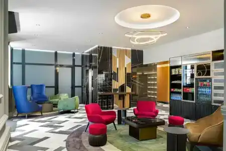 The Basilian Minsk, Curio Collection By Hilton - 4