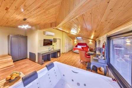 Agva Pieria Luxury +16 - 25
