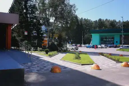 Восток - 4