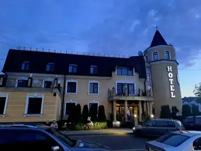 Парк-Замковый - 81