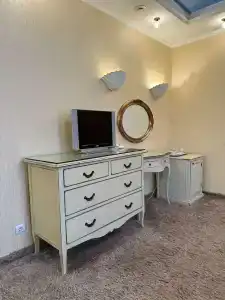 La Vie De Chateau - 64