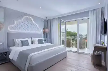 Plaza Spa Resort - 1