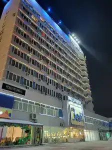 Zeya - 43