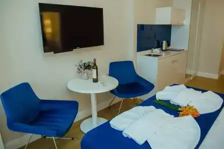Dream Home Apart - 75