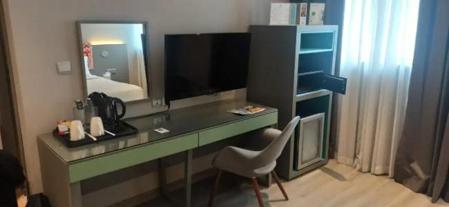 Ibis Styles Dubai Jumeira - 30