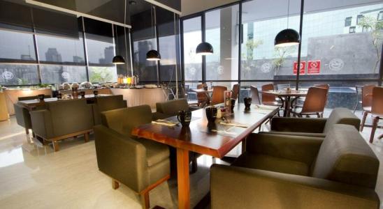 Neo Tendean Jakarta by Aston - 46