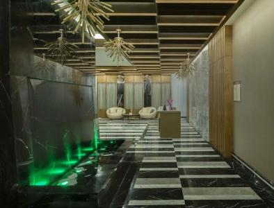 DoubleTree by Hilton - 26