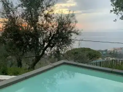 Antonio Massa Lubrense - 0