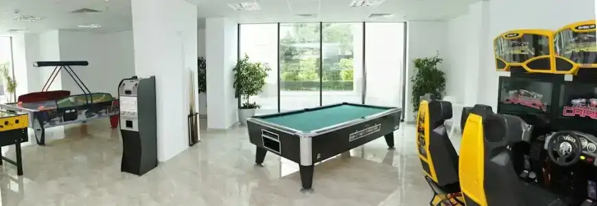 International Casino & Tower Suites - 81