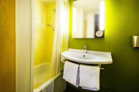 B&B Hôtel Chartres le Forum - 66
