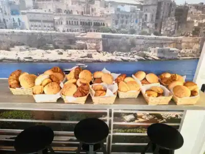 Island Guesthouse - 1