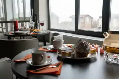 Yakor Guest House - 85