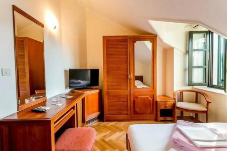 Guesthouse Villa Stari Grad - 1
