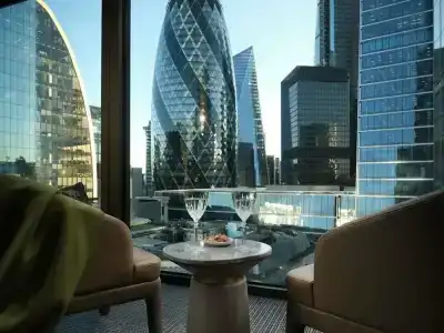 Pan Pacific London - 1