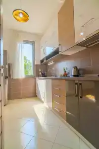 Apart Katunjanin - 11