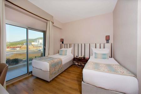 Ramada By Wyndham Soma - 77