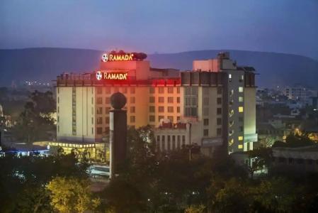 Ramada By Wyndham Jaipur - 1