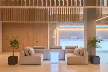 SLIDE Bleisure & MICE - 9