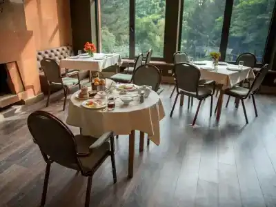 Best Western Aghveran - 12