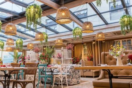 Cosmopolitan & Wellness - 3