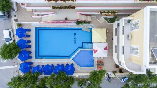 Erato Studios & Apartments - 1