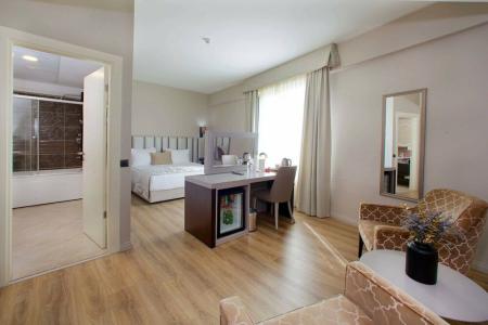 Ramada By Wyndham Soma - 78