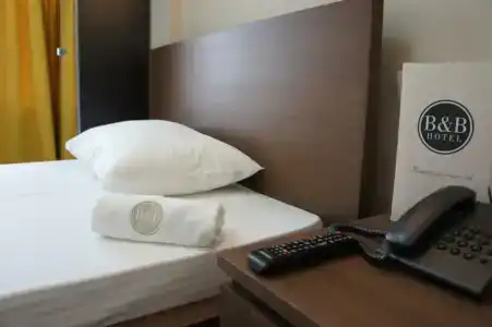 B&B Centre - 15