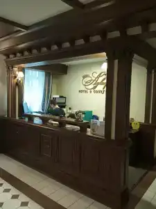 Аглая Кортъярд - 50