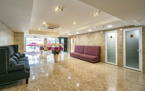 Emerald Central - 44