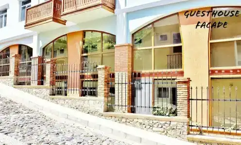 Red Fox Guesthouse - 19