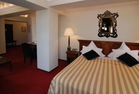 Arc de Triomphe by Residences - 47