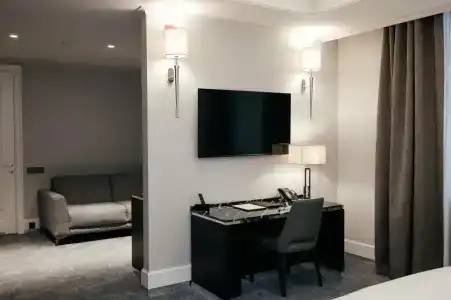 Cosmos Selection Saint-Petersburg Italyanskaya - 34