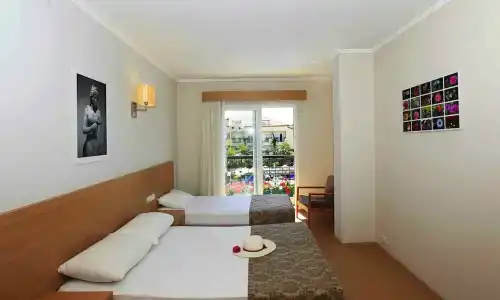 Sun City Apartments & - 4