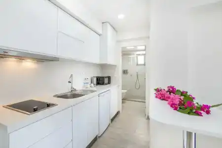 Princess Kinli Suites - 7