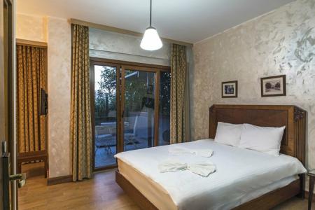 Bucoleon by Cheers - 78