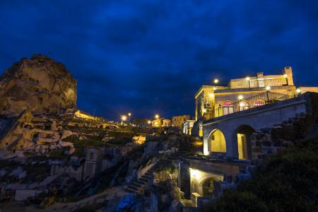 Caldera Cave & Restaurant - 44
