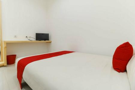 RedDoorz Plus @ Kapuk Business Park - 96