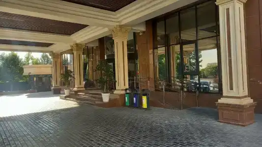 Ramada by Wyndham - 30