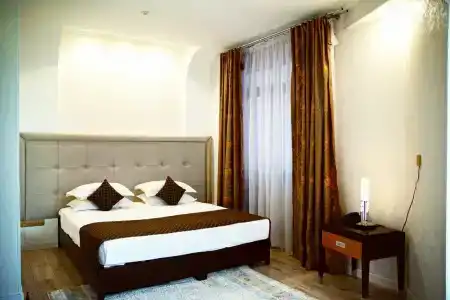 Zhibek Zholy - 25